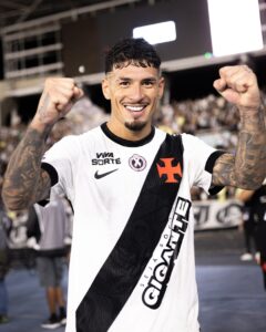 pedro-emanuel-diz-que-saldivia-e-um-exemplo-para-outros-jogadores