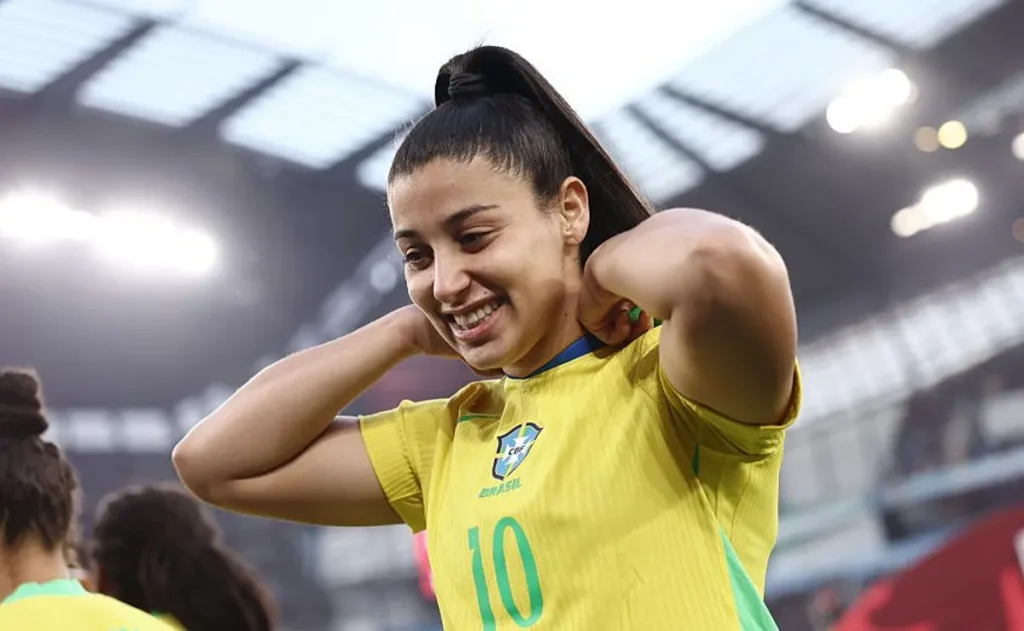 duda-sampaio-projeta-copa-de-2027-apos-festa-da-torcid-no-beira-rio:-“muito-legal-ver”