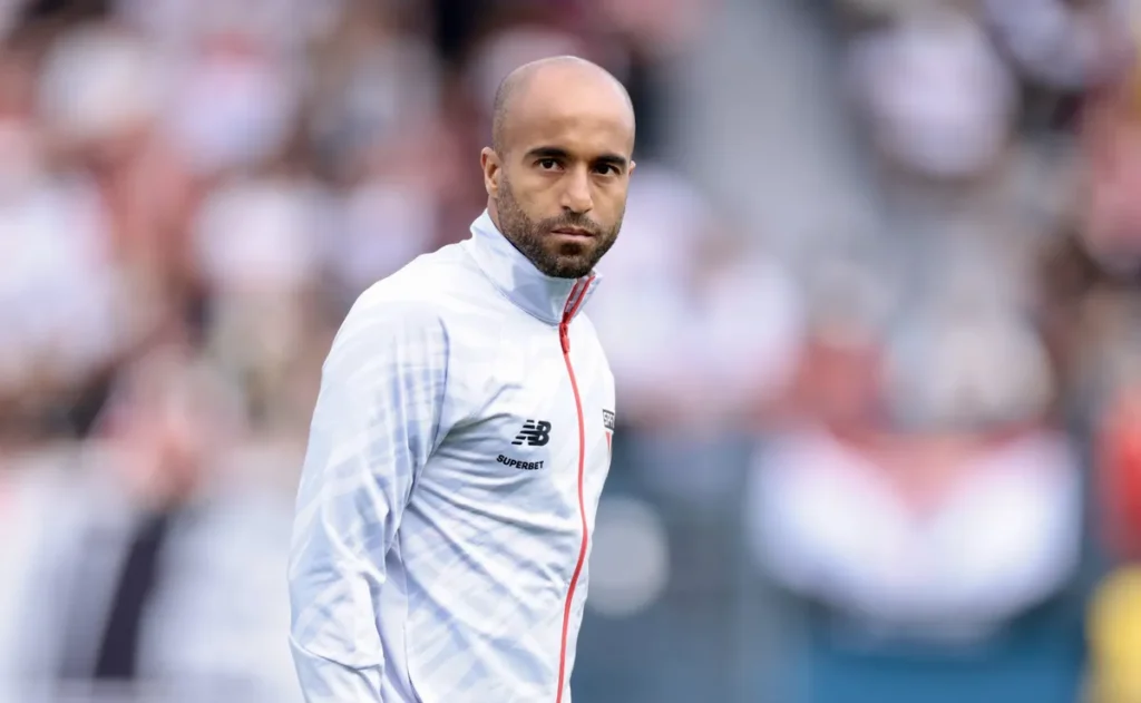 lucas-moura-abre-o-jogo-sobre-renovacao-no-sao-paulo:-“tudo-e-uma-questao-de-negociar”