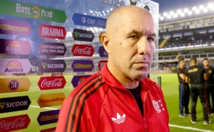 leonardo-jardim-sai-em-defesa-de-pedro-apos-vaias-no-maracana-em-classico