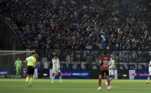 cruzeiro-perde-para-bragantino-em-noite-para-se-esquecer-da-defesa-e-de-milagres-de-volpi
