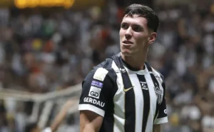 dominguez-explica-importancia-de-thiago-borbas-apos-atacante-decidir-em-atletico-mg-x-santos