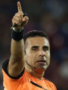 arbitro-piero-maza-mantem-‘tradicao’-de-expulsar-jogadores-dos-adversarios-do-boca-na-bombonera