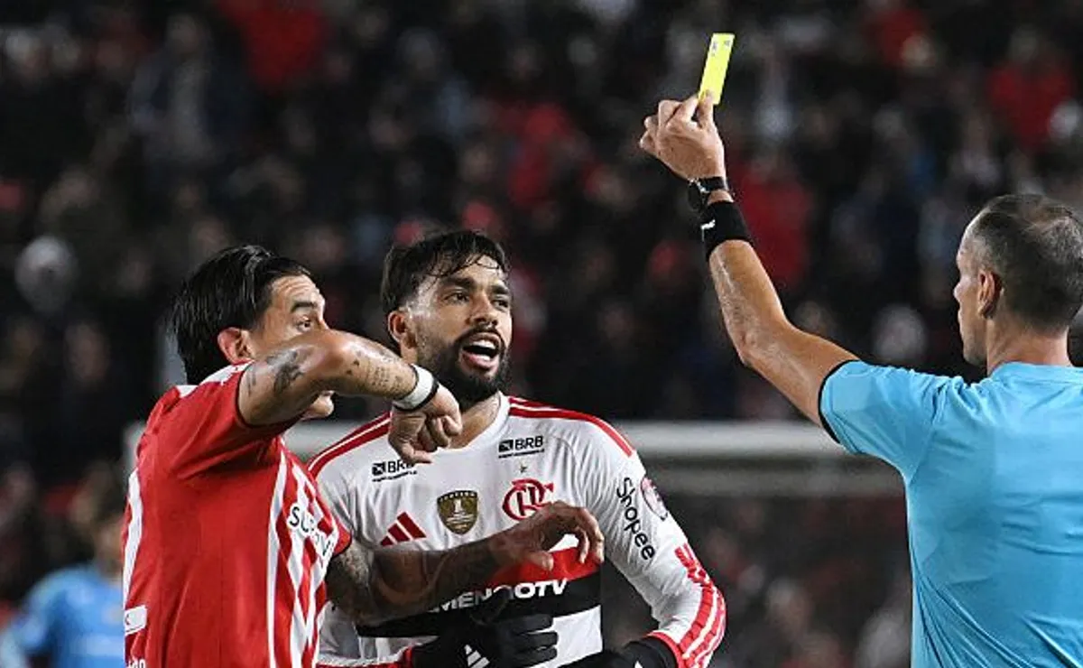 paqueta-tem-atuacao-abaixo-na-libertadores-e-quase-e-expulso-em-estudiantes-x-flamengo