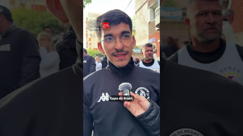 torcedores-presentes-na-argentina-relembram-idolos-e-momentos-marcantes-do-vasco;-veja-video