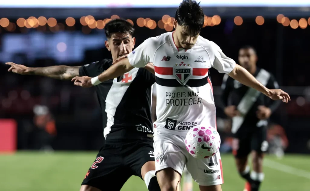 sao-paulo-vence-vasco-por-1-a-0-e-sobe-na-tabela-de-classificacao-do-brasileirao