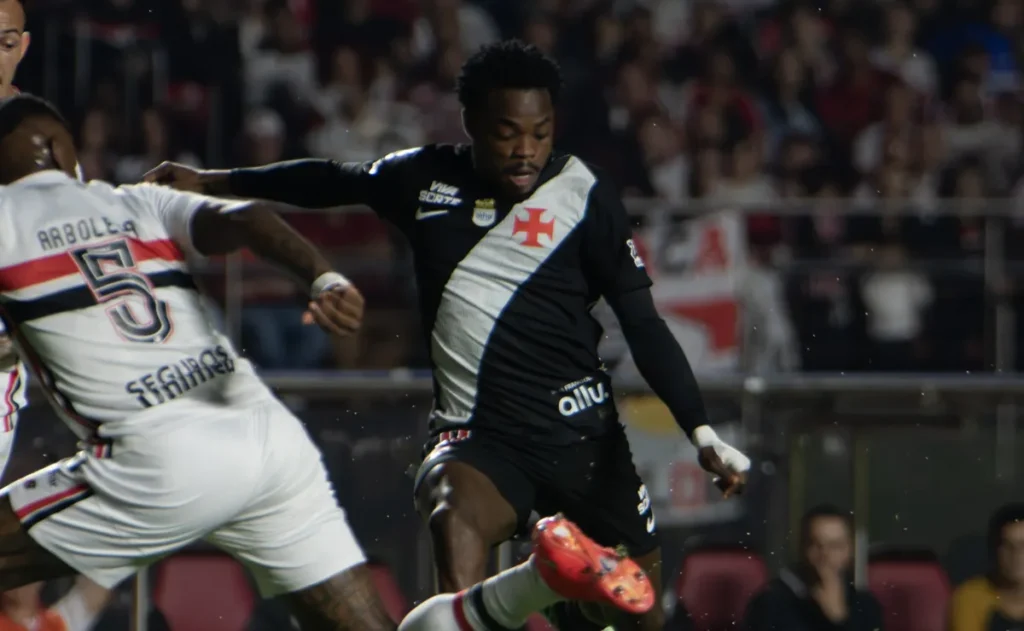 vasco-perde-para-sao-paulo-e-segue-perto-da-zona-de-rebaixamento-do-brasileirao
