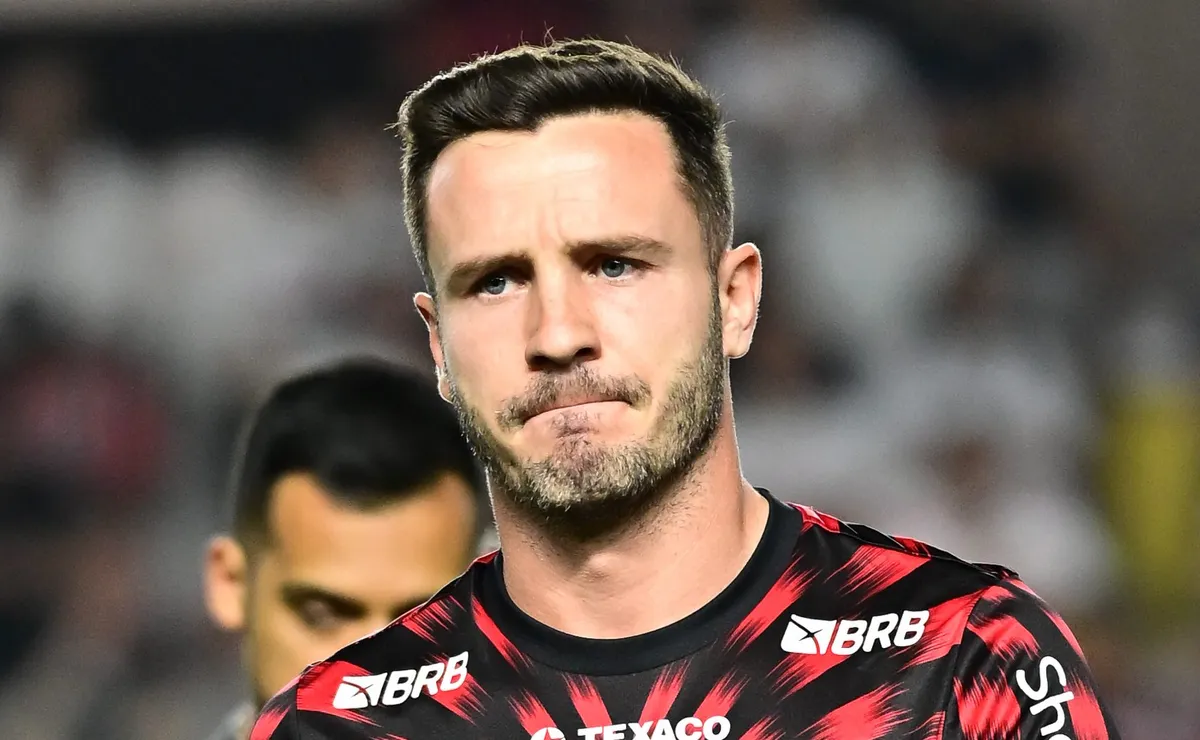 saul-sente-dores-na-coxa-e-se-torna-desfalque-de-ultima-hora-no-flamengo
