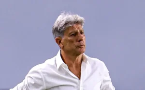 renato-gaucho-pontua-individualidades-do-cruzeiro-para-analisar-virada-celeste-sobre-o-gremio