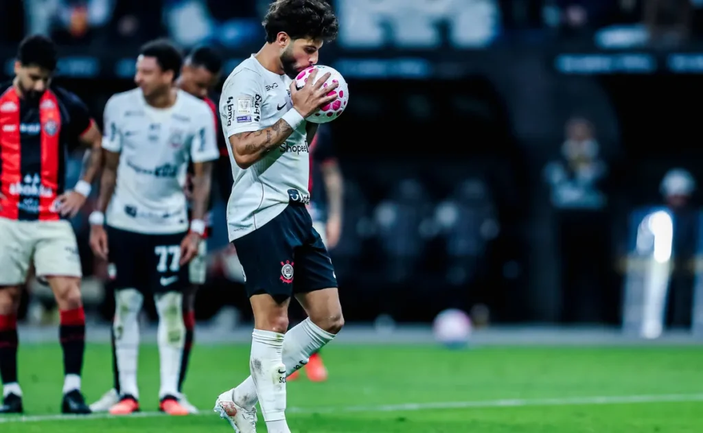 corinthians:-penalti-polemico-em-andre-salva-empate-com-o-vitoria-e-provoca-revolta-nas-redes