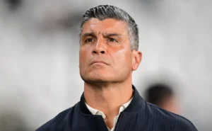 pedro-emanuel-tem-desfalques-no-ataque-do-vasco-para-decisao-contra-o-boca-juniors