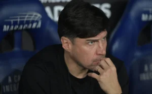 tecnico-do-estudiantes-projeta-confronto-decisivo-contra-o-flamengo:-“ja-temos-o-plano-montado”