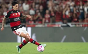 flamengo-monta-forca-tarefa-para-ter-gramado-do-maracana-em-boas-condicoes
