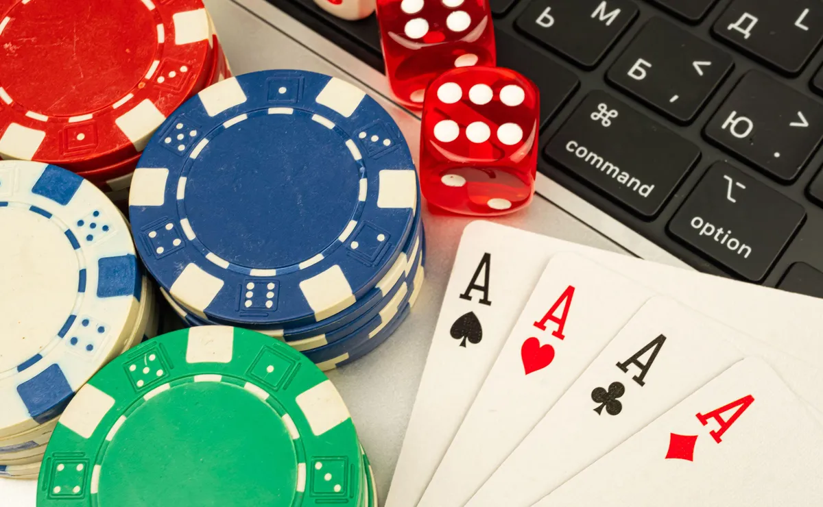 poker-online-com-dinheiro-real:-como-funciona-e-onde-jogar