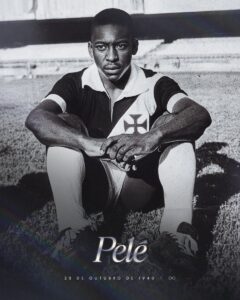 vasco-homenageia-pele,-que-estaria-completando-86-anos