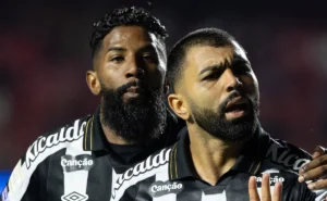 analise:-eliminacao-do-flamengo-foi-ruim-para-o-santos-na-luta-por-vaga-na-libertadores;-entenda