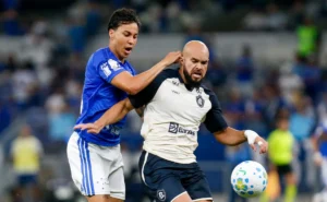 cruzeiro-vence-remo-por-1-a-0-e-sobe-na-tabela-de-classificacao-do-campeonato-brasileiro