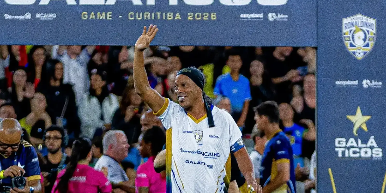 ronaldinho-gaucho-anuncia-volta-aos-gramados-pelo-italiano-ravenna