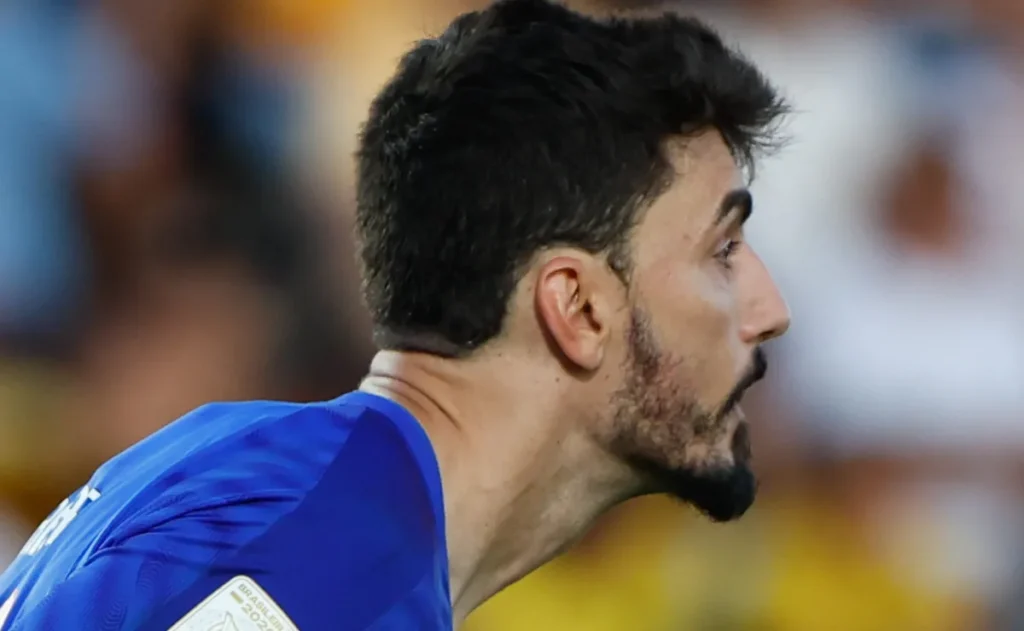 rafael-salva-o-sao-paulo-contra-o-mirassol-e-desafia-quem-o-considera-um-goleiro-nota-6