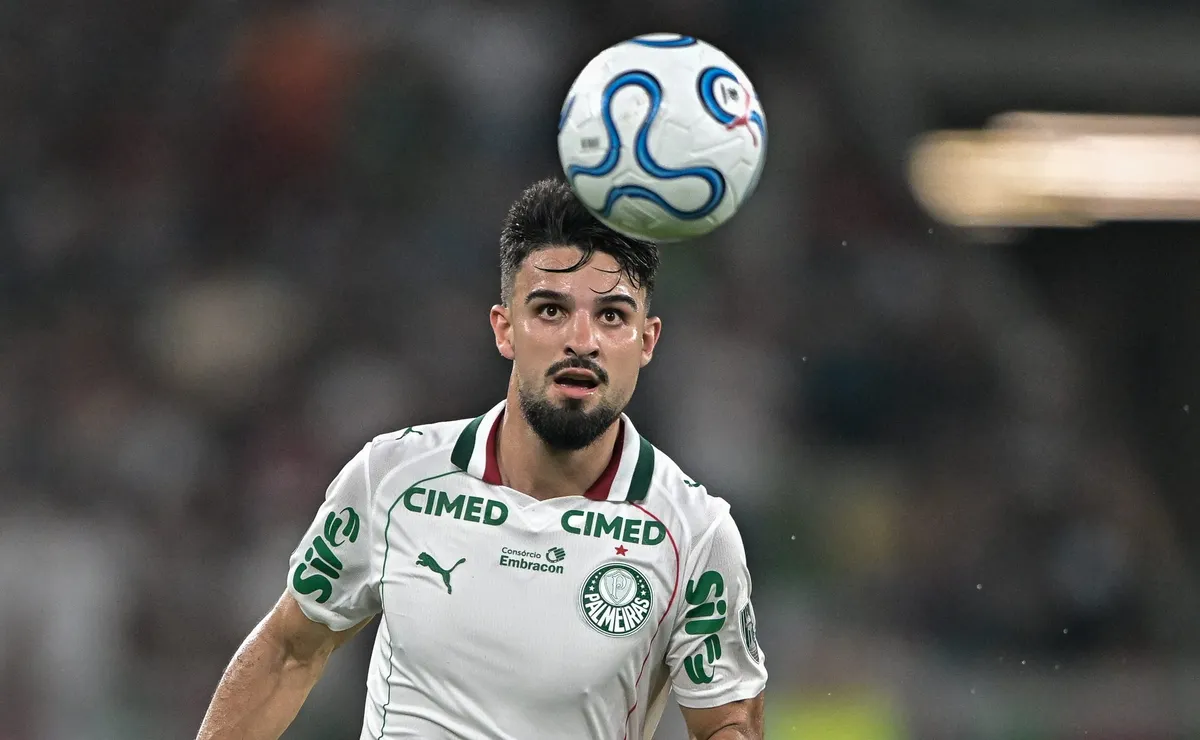 opiniao:-palmeiras-tem-um-problema-que-comeca-antes-de-flaco-lopez-receber-a-bola