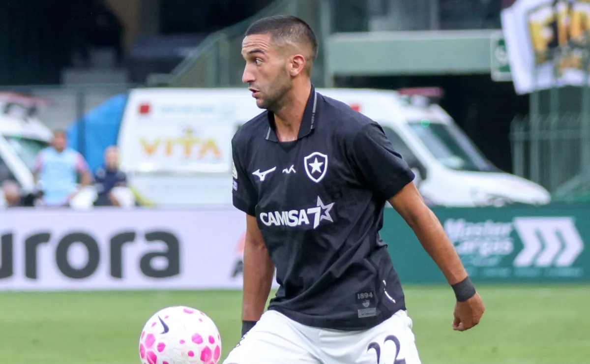 provavel-escalacao:-huguinho-e-ziyech-devem-assumir-vagas-no-botafogo-para-duelo-contra-o-remo