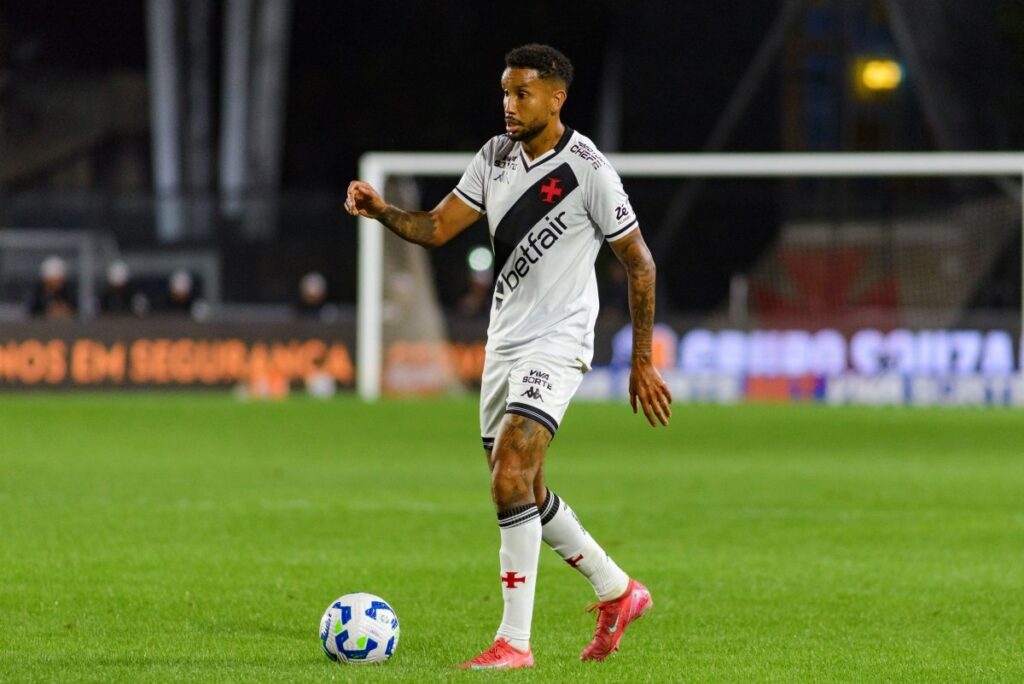 jair-atuou-em-apenas-37%-dos-jogos-do-vasco-desde-2023-e-se-aproxima-do-fim-de-ciclo-no-clube