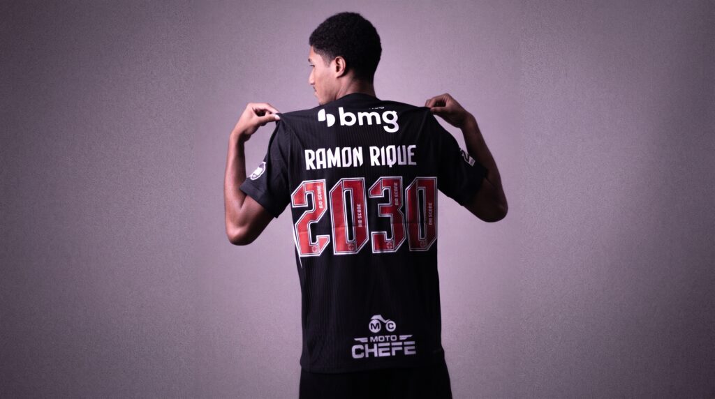 vasco-acerta-renovacao-de-ramon-rique-ate-2030
