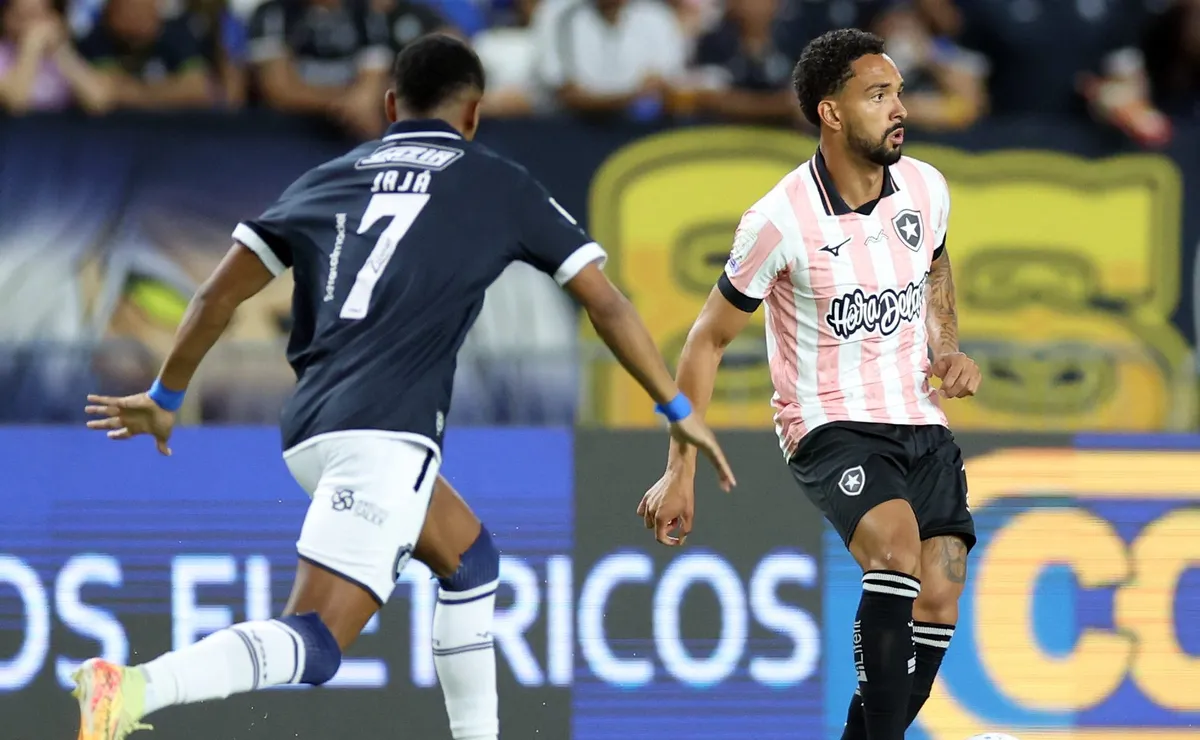 botafogo-sofre-dois-gols,-reage-no-segundo-tempo,-mas-nao-evita-derrota-para-o-remo
