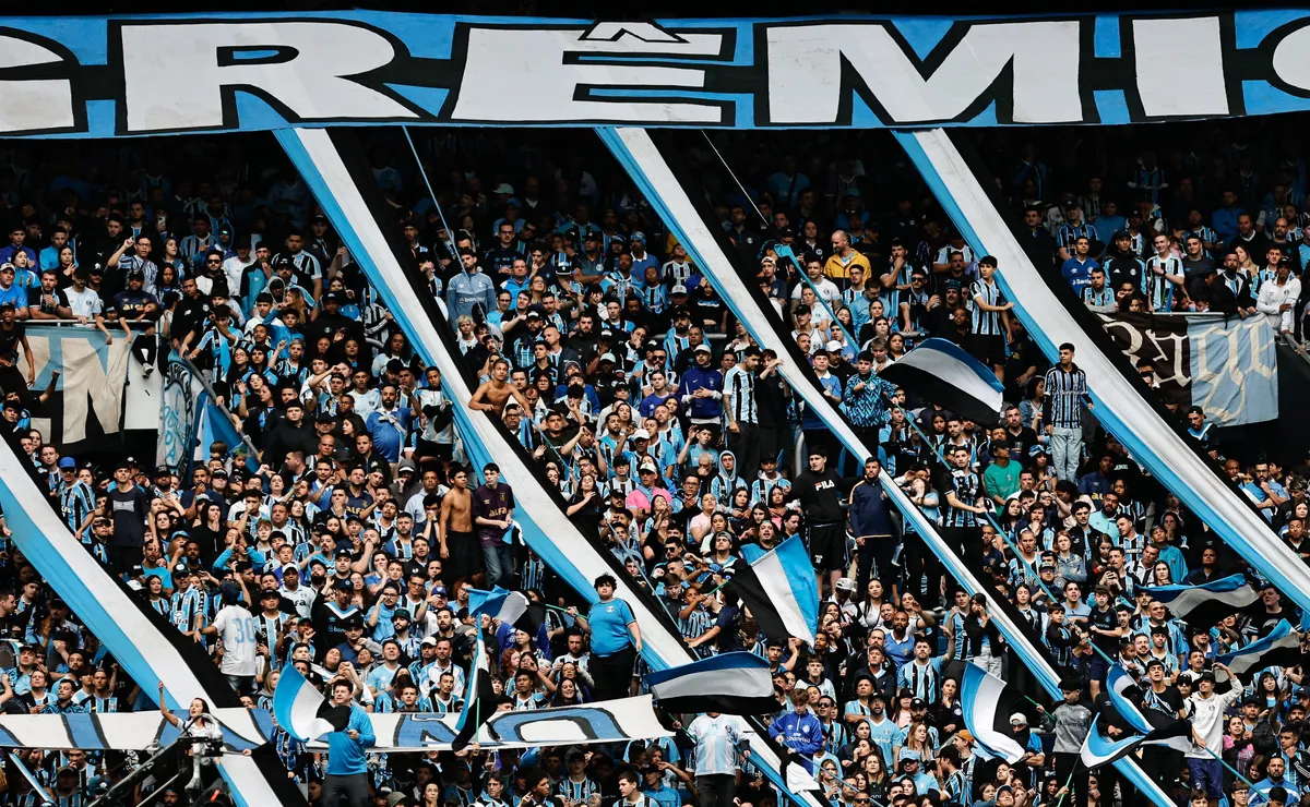 video:-torcida-do-gremio-mantem-esperanca-antes-de-duelo-decisivo-contra-o-athletico-pr