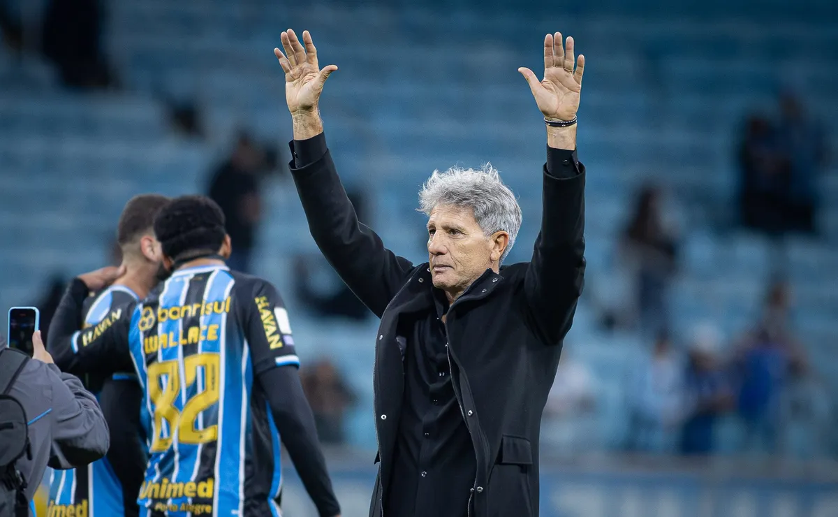 renato-portaluppi-alcanca-300-jogos-pelo-gremio-no-brasileirao-e-amplia-marca-historica