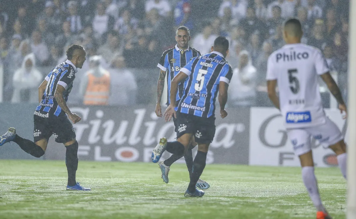 gremio-pode-se-beneficiar-de-mudanca-de-estadio-contra-o-santos-no-brasileirao