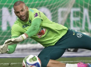 weverton-tem-confirmacao-de-ancelotti-e-devera-jogar-o-segundo-tempo-contra-o-egito